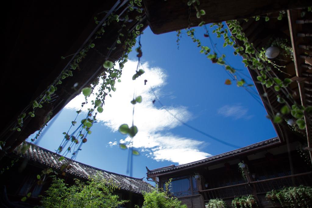 Lijiang Emerald Bay Inn Exteriör bild